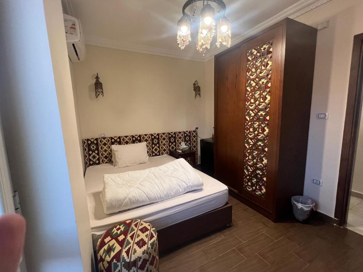 Hotel Bedouin Pyramids View Kafret el-Gabal Esterno foto