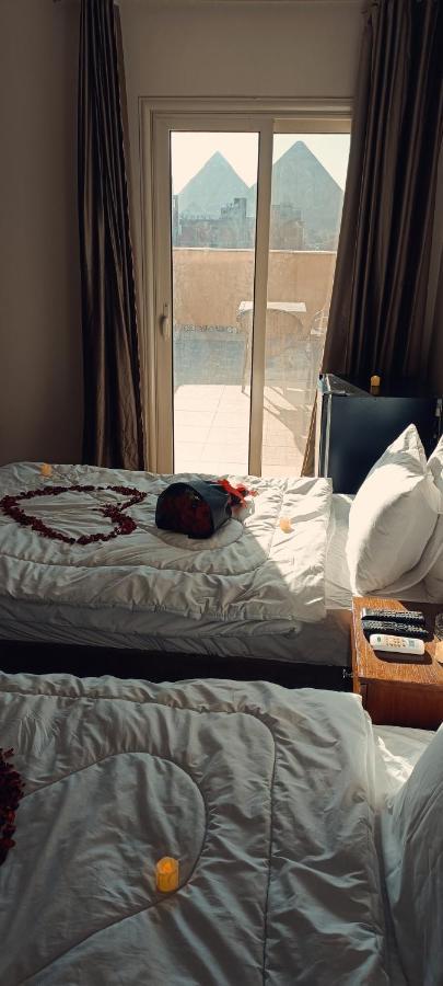 Hotel Bedouin Pyramids View Kafret el-Gabal Esterno foto