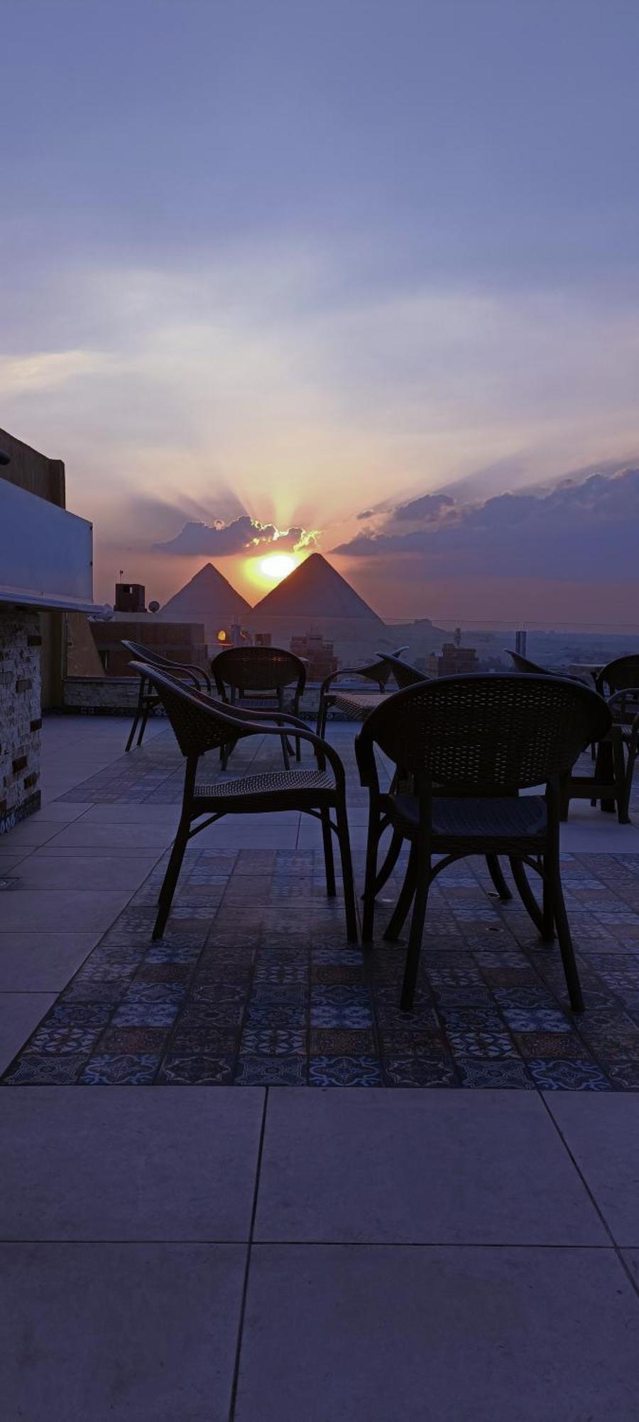 Hotel Bedouin Pyramids View Kafret el-Gabal Esterno foto